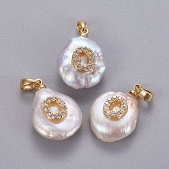 Letter O Подвески из натурального пресноводного жемчуга, с латунными микро проложить кубических выводы циркония, самородки с буквой, долговечный, золотые, прозрачные, letter.o, 17~27x12~16x6~12 мм, отверстие : 4x2.5 мм