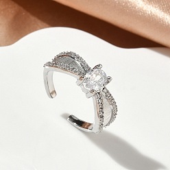 Платина Открытые кольца манжеты из латуни с микропаве и кубическим цирконием, крест крест кольца, без кадмия и без свинца, стойки покрытие, долговечный, платина, 7 мм, внутренний диаметр: 17 мм