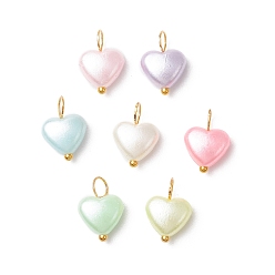 Золотой Имитация жемчуга акриловыми подвесками, сердце прелести, с латунными штифтами, золотые, 13x9x5 мм, отверстие : 3.5 мм