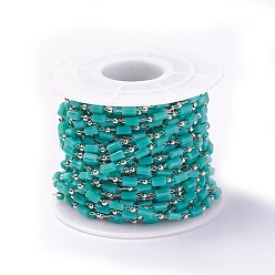 Темно-бирюзовый Ручной цепи стекло бисером, пайки, с латунной фурнитурой , с катушкой, долговечный, Реальная платина, кубоид, темные бирюзовый, 4.5x2.5~3x2.5~3 мм, 2 мм, около 32.8 футов (10 м) / рулон