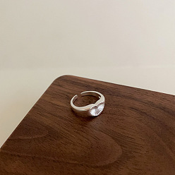 Платина Латунь регулируемые манжеты кольца, сердечные темы, платина, внутренний диаметр: 15~20 мм