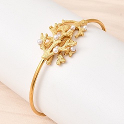 Золотой 304 Браслеты-манжеты из нержавеющей стали с имитацией жемчуга, браслеты на концах для женщин, имитация рождественского гимна, ионное покрытие (ip), долговечный, золотые, внутренний диаметр: 1.89x2.28 дюйм (4.8x5.8 см)