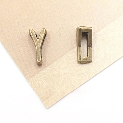 Letter Y Тибетский стиль сплава Silde амулеты, Письмо ~ Z, античная бронза, Письмо Y, 11x5x4 мм, отверстие : 7x2 мм