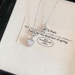 Прозрачный Женские кулоны в форме сердца с булавкой из латуни и кубическим цирконием, платина, прозрачные, 17.72 дюйм (45 см)