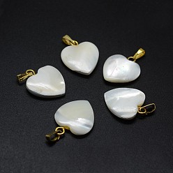 Golden Shell Pendants, with Brass Findings, Heart, Golden, 17~19x14~15x3~5mm, Hole: 2x5mm