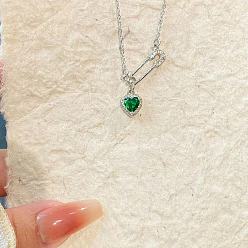 Зеленый Женские кулоны в форме сердца с булавкой из латуни и кубическим цирконием, платина, зелёные, 17.72 дюйм (45 см)