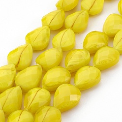 Золотистый Жемчуг глянец покрытием стеклянной бусины пряди, Грановитая Teardrop, золотые, 18x13x9 мм, отверстие : 1 мм, около 20 шт / нитка, 13.7 дюйм