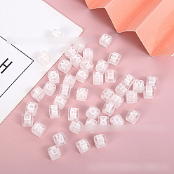 Weiß Transparente Acryl-Emailperlen, Würfel mit weißem Buchstaben, weiß, 7x7x7 mm, Bohrung: 3.8 mm, über 400pc / 100g