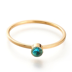 Синий Циркон Ионное покрытие (ip) 304 перстни из нержавеющей стали, со стразами, плоско-круглые, золотые, синий циркон, размер США 7~7 3/4 (17.3~17.9 мм)