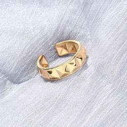 Настоящее золото 18K 304 открытые манжеты из нержавеющей стали для женщин, ионное покрытие (ip), реальный 18 k позолоченный, 6 мм, размер США 7 1/2 (17.7 мм)