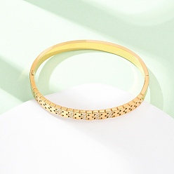 Настоящее золото 18K 304 Шарнирные браслеты из нержавеющей стали с микропаве из кубических цирконий для женщин, бабочка, ионное покрытие (ip), реальный 18 k позолоченный, внутренний диаметр: 2-1/4x1-7/8 дюйм (5.85x47.5 см)