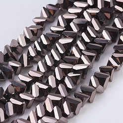 (405) Непрозрачный AB вишня Стеклянные бусины с гальваническим покрытием , полное покрытие, граненые, треугольные, с черным покрытием, 4.5x5x6 мм, отверстие : 1 мм, около 100 шт / нитка, 13.7 дюйм (35 см)