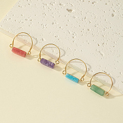 Золотой 4Кольца из кубического сплава с синтетическим вишневым кварцевым стеклом, натуральным аметистом и натуральным зеленым авантюрином, золотые, внутренний диаметр: 18 мм