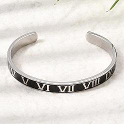 Couleur Acier Inoxydable 304 Bracelets manchettes ouverts en acier inoxydable émaillé noir avec chiffres romains pour femmes, couleur inox, diamètre intérieur: 2.52 pouce (6.4 cm)