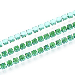 Средний Морско-зеленый Железо горный хрусталь чашка цепи, с катушкой, средний морской зеленый, 2x2x2 мм, около 29.99 футов (9.14 м) / рулон