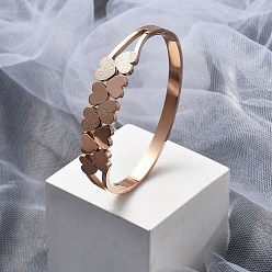 Розовое Золото Ионное покрытие (IP) 304 шарнирные браслеты из нержавеющей стали для женщин, матовые, сердце, розовое золото , внутренний диаметр: 2-1/4x1-7/8 дюйм (5.7x4.9 см)