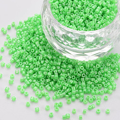 Spring Green Fluorescent Color Glass Cylinder Beads, Seed Beads, Baking Paint, Round Hole, Spring Green, 1.5~2x1~2mm, Hole: 0.8mm, about 8000pcs/bag, about 1pound/bag