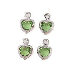 Весенне-зеленый Латунные стеклянные подвески с покрытием в форме сердца, без кадмия и без свинца, долговечный, платина, весенний зеленый, 7.5x5x2 мм, отверстие : 1 мм