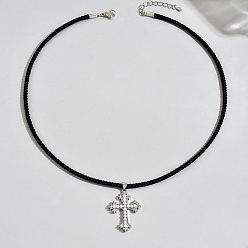 Серебро Мужские ожерелья с подвеской-крестом из латуни и искусственного жемчуга на черном шнуре, белые, серебряные, 17.72 дюйм (45 см)