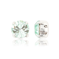 50000 Chrysolite Preciosa® maxima crystal в пришивной чашке, чешский хрусталь, с настройками латуни, 719 37 081 шатон (круглый), серебряные, 50000 хризолит, ss 39 (8.15~8.4 мм)