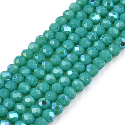 Светлый Морско-зеленый Гальванизировать непрозрачные сплошной цвет стеклянные бусы пряди, с половиным покрытием цвета радуги, граненые, рондель, светло-зеленый, 2.3~2.7x1.5 мм, отверстие : 0.4 мм, около 135~140 шт / нитка, 26~27 см