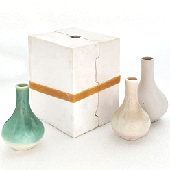 Floral White Onion Bottle Gesso Molds, Modeling Tools, for Ceramic Craft Making, Floral White, 130x150x180mm