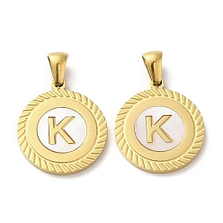 Letter K Ионное покрытие (ip) 304 подвески из нержавеющей стали, плоские круглые подвески-ракушки с буквой, золотые, Письмо K, 20.5x17.5x1.5 мм, отверстие : 2.5x4.5 мм