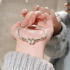 Платина Латунные регулируемые браслеты для женщин, бантом, платина, внутренний диаметр: 2-3/8 дюйм (6 см)