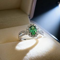 Зеленый Латунные микро проложить пальцев кольца кубического циркония, овальные, платина, зелёные, внутренний диаметр: регулируемый