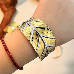 Платиновый & Золотой 304 женские браслеты-манжеты из нержавеющей стали, лист, платиной и золотом, 1-3/8 дюйм (3.6 см), внутренний диаметр: 2-1/4 дюйм (5.8 см)