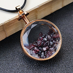 Гранат Подвески в стеклянных бутылках с натуральной гранатовой крошкой, Плоская круглая бутылка желаний, подвески с драгоценными камнями, 44x32x15 мм