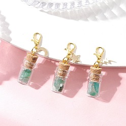 Зеленый Авантюрин Кусочки натурального зеленого авантюрина внутри стеклянной бутылки с желаниями, украшение, с подвесками из нержавеющей стали в виде звезд, луны и молний, 39.5 мм, 3 шт / комплект