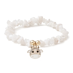 Rainbow Moonstone Растягивающиеся браслеты из натуральной радужной крошки лунного камня, с подвесками в виде скота из сплава эмали, внутренний диаметр: 2~2-1/8 дюйм (5.1~5.25 см)