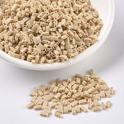 (HTL493) Непрозрачный Грушевый Миюки половина бусины тила, японский бисер, 2 отверстие, (htl 493) непрозрачная груша, 5x2.3x1.9 мм, Отверстие: 0.8 мм, о 250 шт / бутылка, 10 г / бутылка