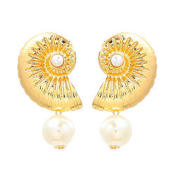 Золотой Серьги-гвоздики с имитацией жемчуга из пластика и сплава в форме ракушки, золотые, 55x27 мм