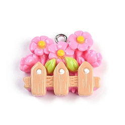 Ярко-Розовый Подвески из смолы, с железной платиной петлей, цветок и забор, ярко-розовый, 21x25x7.5 мм, отверстие : 2 мм