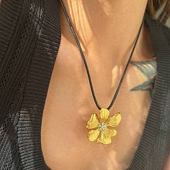 Золотой Цветок 304 подвеска из нержавеющей стали с микропаве из прозрачного кубического циркония, ожерелья из искусственной кожи, чёрные, золотые, 16.14 дюйм (41 см)