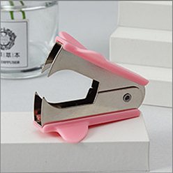 Pink Инструмент для удаления металлических скоб, инструмент для удаления степлера, с акриловым корпусом, для школьного офиса, розовые, 50x40x20 мм