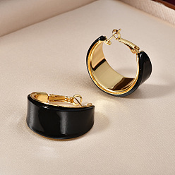 Черный Серьги-кольца из латуни и акрила, c-образный, золотые, чёрные, 33x17 мм