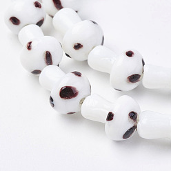 Белый Бусы лэмпворк ручной работы, гриб, белые, 11.5~14.5x9~11 мм, отверстие : 1 мм, о 25шт / цепи, 13.54 дюйм (34.4 см)