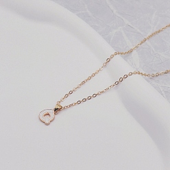 Letter Q Ожерелья с подвесками из сплава и белой эмали, золотые, Буква Q, 17.72 дюйм (45 см)