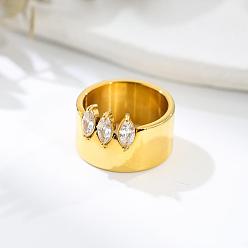 Golden 304 Stainless Steel Pave Cubic Zirconia Finger Rings, Horse Eye, Golden, US Size 7(17.3mm)