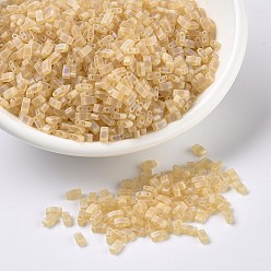 (HTL132FR) Матовый Прозрачный Светлый Топазовый AB Миюки половина бусины тила, японский бисер, 2 отверстие, (htl 132 fr) матовый прозрачный светлый топаз ab, 5x2.3x1.9 мм, Отверстие : 0.8 мм , около 1250 шт / 50 г