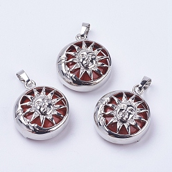 Красный Камень Природные красной яшмы подвески, с латунной фурнитурой , плоские круглые с солнцем, платина, 28x24x9~10 мм, отверстие : 5x7 мм
