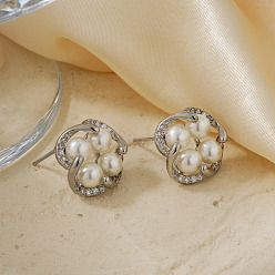 Серебро Серьги-гвоздики в виде цветка из латуни, с имитацией жемчуга и кубическим цирконием, серебряные, 16x16x5 мм