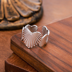 Нержавеющая Сталь Цвет Текстурированные 304 открытые кольца манжеты из нержавеющей стали, сердце, цвет нержавеющей стали, внутренний диаметр: 15~20 мм