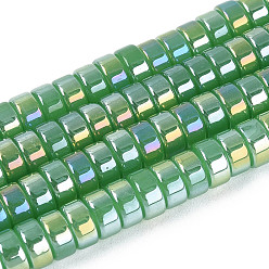 Зеленый Цвет AB покрытием имитацией нефрита бисер пряди, плоско-круглые, зелёные, 6~6.5x3 мм, отверстие : 1~1.2 мм, около 111~119 шт / нитка, 14.17~15.16'' (36~38.5 см)