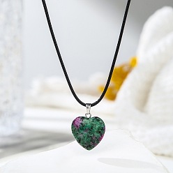 Рубин В Цоизита Кулон в форме сердца из натурального рубина в оправе из цоизита, цепочка на черном шнурке., украшения с целебными кристаллами для мужчин и женщин, платина, 17.32 дюйм (44 см)