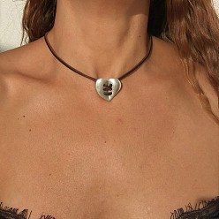Platino Collar con colgante de corazón dividido de aleación con cordones encerados, Platino, 17.91 pulgada (45.5 cm)