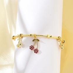 Настоящее золото 18K Браслеты с фруктами из латуни с микропаве из кубических цирконий для женщин, вишня, без свинца и без кадмия, долговечный, реальный 18 k позолоченный, внутренний диаметр: 2x2-1/8 дюйм (5.1x5.4 см), подвеска: 16~18x10~12x3~5 мм.